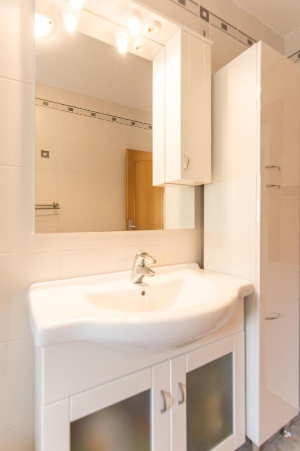 Apartment Jaspis 비오그라드나모루 외부 사진